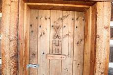Central Cabin Door