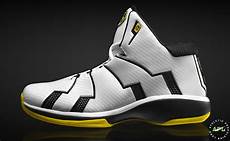 Basketball Shoe