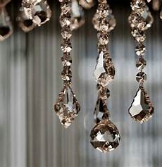Chandeliers Glitter