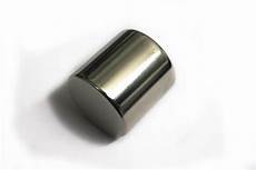Cylinder Magnet