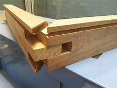 Door Joint