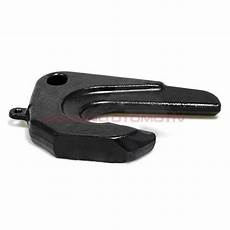 Fifth Wheel Lock Jaw