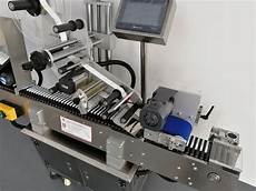 Horizontal Label Machines