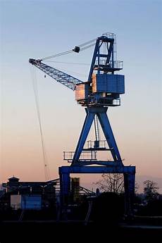 Hydraulic Cranes