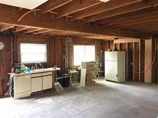 Log Carrier Beams
