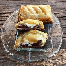 Pastries Bucket