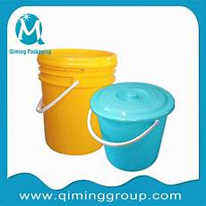 Round Pails