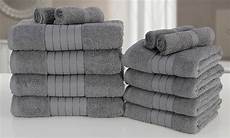 Scalloped Towel Bales