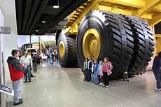 Selling Caterpillar Equipment
