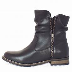 Short Boots