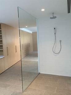 Shower Screen