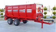 Solid Manure Scattering Trailer