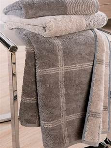 Towel Edge