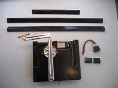 Trunk Power Arm Krom