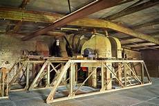 Woodworking Machineries